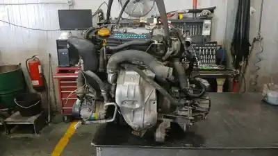 Pezzo di ricambio per auto di seconda mano compressore aria condizionata per opel astra h gtc (a04) 1.9 cdti 16v (l08) riferimenti oem iam 93190260  