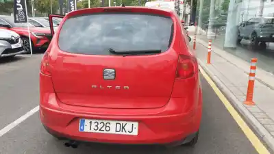 Pezzo di ricambio per auto di seconda mano console centrale per seat altea (5p1) 2.0 tdi 16v riferimenti oem iam 5p0863243f 3ba  