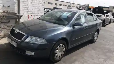 Pezzo di ricambio per auto di seconda mano LUCI POSTERIORI DESTRA per SKODA OCTAVIA II (1Z3)  Riferimenti OEM IAM 1Z5945112A   Pezzo di ricambio per auto di seconda mano LUCI POSTERIORI DESTRA per SKODA OCTAVIA II (1Z3)  Riferimenti OEM IAM 1Z5945112A
