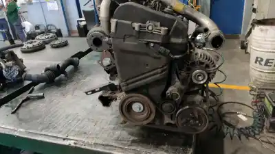 İkinci el araba yedek parçası VITES KUTUSU için RENAULT MEGANE II (BM0/1_, CM0/1_)  OEM IAM referansları 7701723232  