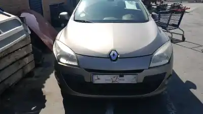 Pezzo di ricambio per auto di seconda mano griglia paraurti anteriore per renault megane iii fastback (bz0/1_, b3_) 1.5 dci riferimenti oem iam 622540001r  