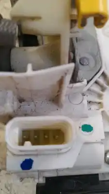 Second-hand car spare part front right door lock for dodge caliber 2.0 oem iam references 4589416aa  