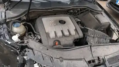 Автозапчасти б/у центральный задний фонарь за volkswagen passat b6 (3c2) 2.0 tdi 16v ссылки oem iam 3c5945087  