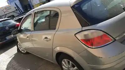 Автозапчастина б/у передня решіта для opel astra h (a04) 1.7 cdti (l48) посилання на oem iam 13241967  