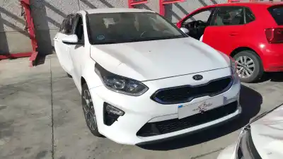 Piesă de schimb auto la mâna a doua panou comanda geamuri electrice spate stanga pentru kia ceed (cd) 1.6 crdi 115 referințe oem iam 