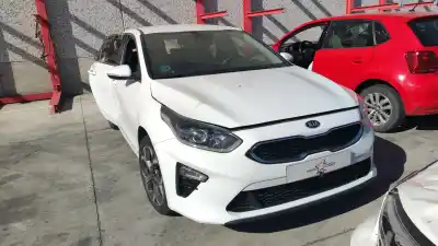 Peça sobressalente para automóvel em segunda mão botão / interruptor elevador vidro traseiro esquerdo por kia ceed (cd) 1.6 crdi 115 referências oem iam   