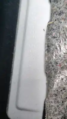 Peça sobressalente para automóvel em segunda mão botão / interruptor elevador vidro traseiro esquerdo por kia ceed (cd) 1.6 crdi 115 referências oem iam   