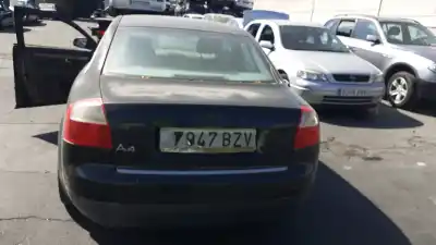 Pezzo di ricambio per auto di seconda mano lampada posteriore centrale per audi a4 b6 (8e2) 2.5 tdi quattro riferimenti oem iam 8e0947101  