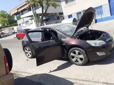 Peça sobressalente para automóvel em segunda mão quadrante por opel astra j lim. techno referências oem iam 13301070  