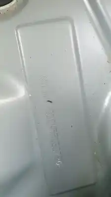 Peça sobressalente para automóvel em segunda mão amortecedores do tronco / porta por renault captur 1.2 tce energy referências oem iam 904508959r  