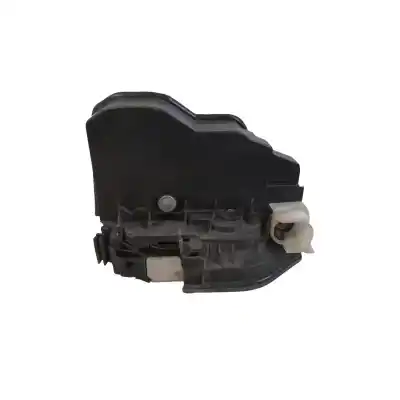 Second-hand car spare part left front door lock for bmw x1 (e84) sdrive 18 d oem iam references 51217229461  