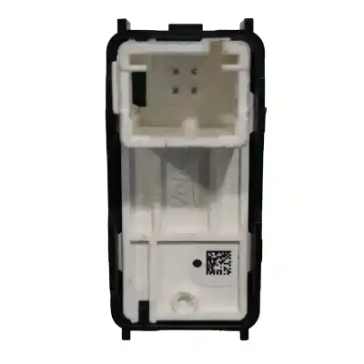 Автозапчасти б/у кнопка заднего стеклоподъёмника за opel crossland x / crossland (p17, p2qo) 1.2 (75) ссылки oem iam 96762292zd  