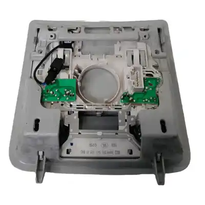 Автозапчастина б/у переднє салонне світло для seat leon st (5f8) 2.0 tdi 4drive посилання на oem iam 5f0947105atwrc  