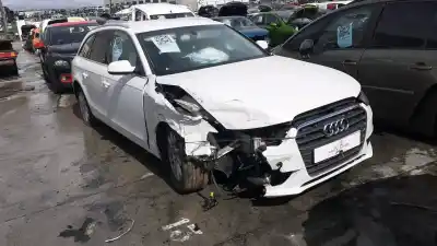 Peça sobressalente para automóvel em segunda mão Guia Do Para-choques Traseiro Esquerdo por AUDI A4 B8 (8K2) 2.0 TDI Referências OEM IAM 8K9807889B  