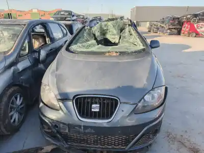 İkinci el araba yedek parçası ELEKTRIKLI EL FRENI DÜĞMESI için SEAT ALTEA XL (5P5, 5P8) 1.6 TDI OEM IAM referansları 5G0698459  