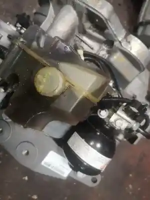 Second-hand car spare part gearbox for fiat iii evo punto (199) 199b1000 oem iam references 518758480  