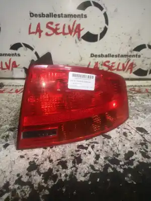 Автозапчастина б/у правий ліхтар для audi a4 b7 (8ec) 2.0 tfsi посилання на oem iam 8e5945096  