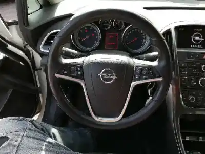 Second-hand car spare part STEERING WHEEL for OPEL ASTRA J SPORTS TOURER (P10)  OEM IAM references 13351029  