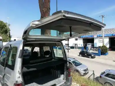 Pièce détachée automobile d'occasion vérin de hayon / coffre pour peugeot partner (s2) rancho plus références oem iam   