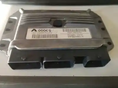 Tweedehands auto-onderdeel ECU MOTORCONTROLLER voor RENAULT SCENIC II (JM)  OEM IAM-referenties 8200298457  
