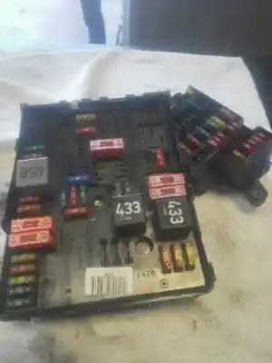 İkinci el araba yedek parçası RÖLE/SIGORTA KUTUSU için AUDI A3 (8P1)  OEM IAM referansları 1K0937124K  