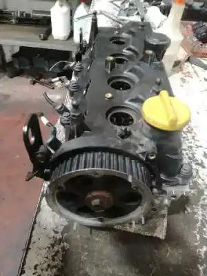 Second-hand car spare part cylinder head for opel zafira / zafira family b (a05) 1.7 cdti (m75) oem iam references   