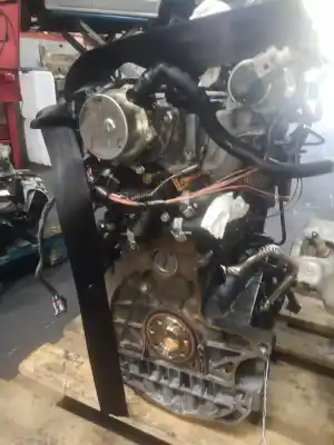 Pièce détachée automobile d'occasion moteur complet pour volvo v40 familiar 1.9 diesel cat références oem iam d4192t3  