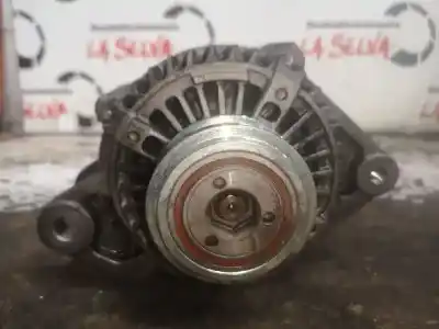 Recambio de automóvil de segunda mano de Alternador para TOYOTA YARIS (NCP1/NLP1/SCP1) 1NDTV referencias OEM IAM 2706033040  