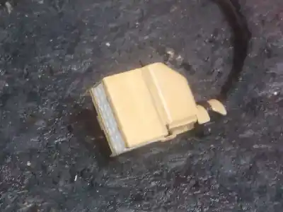 Автозапчастина б/у ліве дзеркало для audi a2 (8z0) 1.4 tdi посилання на oem iam 8z1858531  