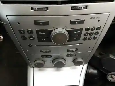 Piesă de schimb auto la mâna a doua SISTEM AUDIO / CD RADIO CASETOFON pentru OPEL ASTRA H CARAVAN  Referințe OEM IAM   