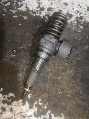 Pièce détachée automobile d'occasion INJECTEUR pour VOLKSWAGEN TOUAREG (7LA)  Références OEM IAM 070130073N  