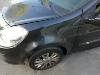 Автозапчастина б/у передне ліве крило для RENAULT CLIO III D4F784 Посилання на OEM IAM   