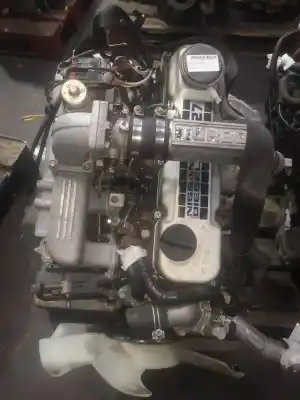 Pièce détachée automobile d'occasion moteur complet pour nissan terrano (wd21) 2.7 td références oem iam td27  
