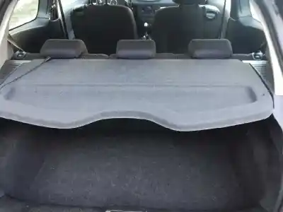 Recambio de automóvil de segunda mano de BANDEJA TRASERA para RENAULT CLIO III  referencias OEM IAM 8200399777  
