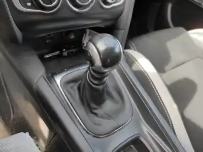 Автозапчасти б/у ручка рычага передачи за citroen ds4 (nx_) 1.6 hdi 115 ссылки oem iam 2403fz