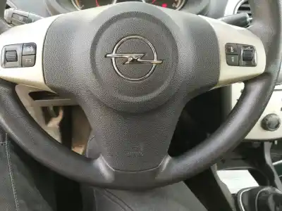 Recambio de automóvil de segunda mano de airbag conductor para opel corsa d ´´111 years´´ referencias oem iam slv13235770
