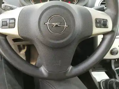Автозапчастина б/у ПЕРЕДНЯ ЛІВА ПОДУШКА БЕЗОПАСНОСТИ для OPEL CORSA D  Посилання на OEM IAM 13235770  