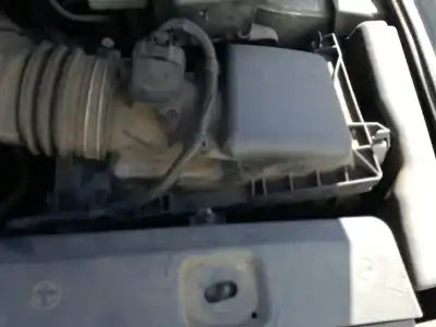 İkinci el araba yedek parçası hava filtresi için toyota avensis berlina (t25) 1adftv oem iam referansları 178010r010  