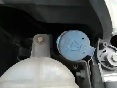 Pièce détachée automobile d'occasion réservoir de lave-glace pour fiat iii fiorino (225) kfv références oem iam 1353228080  