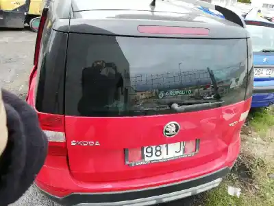 Автозапчасти б/у задняя дверь за skoda yeti (5l) (2009) cyvb ссылки oem iam 5l6827025h