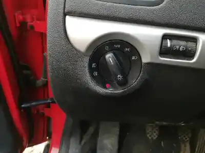 Автозапчасти б/у управление светом за skoda yeti (5l) (2009) cyvb ссылки oem iam 5l0941431ereh