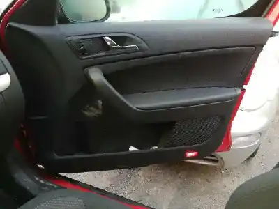 Автозапчасти б/у обивка передней правой двери за skoda yeti (5l) (2009) cyvb ссылки oem iam 5l0867012
