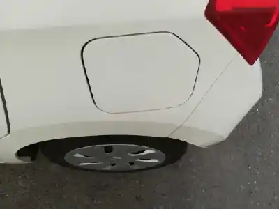 Peça sobressalente para automóvel em segunda mão tampa de combustível externa por suzuki celerio k10b referências oem iam 