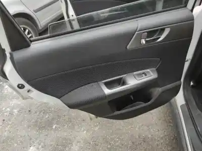 Автозапчасти б/у обивка задней левой двери за subaru forester (s12/sh) ee20 ссылки oem iam 94220sc210ar
