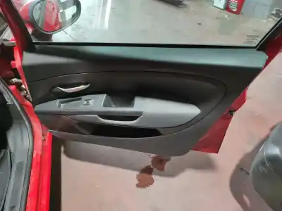 Recambio de automóvil de segunda mano de panel puerta delantera derecha para fiat punto / grande punto (199) 1.3 d multijet referencias oem iam 735415180