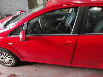 Recambio de automóvil de segunda mano de puerta delantera izquierda para fiat punto / grande punto (199) 1.3 d multijet referencias oem iam slv51786757