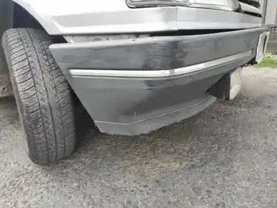 Pièce détachée automobile d'occasion le pare-choc avant pour peugeot 309 graffic diesel références oem iam 740152  