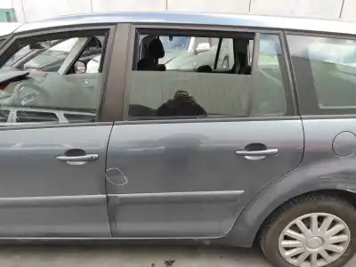 Recambio de automóvil de segunda mano de PUERTA TRASERA IZQUIERDA para CITROEN C4 GRAND PICASSO  referencias OEM IAM SLV9006K4  