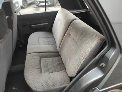 Recambio de automóvil de segunda mano de asientos traseros para renault 5 (b/c40) gtl (b/c 402. c 407) referencias oem iam   