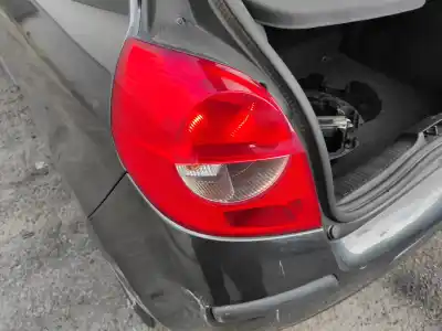 Recambio de automóvil de segunda mano de Piloto Trasero Izquierdo para RENAULT CLIO III K9KM7 referencias OEM IAM 8200459962  